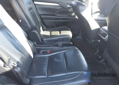 2018 Toyota Highlander Xle z USA, uszkodzony, nr VIN 5TDJZRFH2JS880970